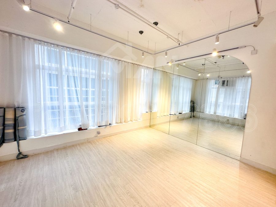 有利中心
Yau Lee Centre MANHKCOM 工廈租盤 觀塘租盤 觀塘租工作室 觀塘網店出租 觀塘多用途工作室出租 租觀塘樓上舖 觀塘工廈出租 觀塘工作室出租 觀塘studio出租 觀塘分租單位 租觀塘工作室 觀塘樓上網店出租 觀塘租樓上舖 觀塘樓上舖出租