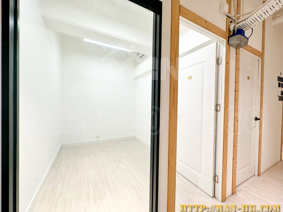 有利中心 yau lee centre MANHKCOM 工廈租盤 觀塘租盤 觀塘租工作室 觀塘網店出租 觀塘多用途工作室出租 租觀塘樓上舖 觀塘工廈出租 觀塘工作室出租 觀塘studio出租 觀塘分租單位 租觀塘工作室 觀塘樓上網店出租 觀塘租樓上舖 觀塘樓上舖出租