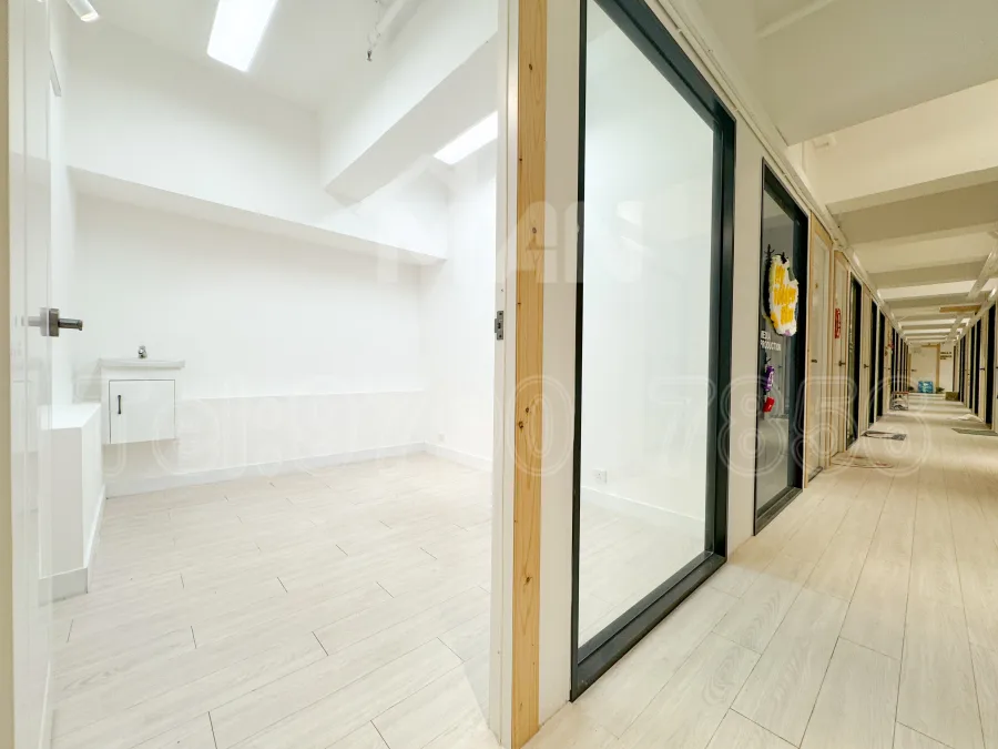 世貿大樓
World Interests Building MANHKCOM 工廈租盤 觀塘租盤 觀塘租工作室 觀塘網店出租 觀塘多用途工作室出租 租觀塘樓上舖 觀塘工廈出租 觀塘工作室出租 觀塘studio出租 觀塘分租單位 租觀塘工作室 觀塘樓上網店出租 觀塘租樓上舖 觀塘樓上舖出租