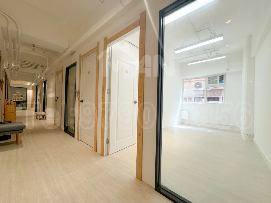 駱駝漆大廈 1座
Camel Paint Building Block I MANHKCOM 工廈租盤 觀塘租盤 觀塘租工作室 觀塘網店出租 觀塘多用途工作室出租 租觀塘樓上舖 觀塘工廈出租 觀塘工作室出租 觀塘studio出租 觀塘分租單位 租觀塘工作室 觀塘樓上網店出租 觀塘租樓上舖 觀塘樓上舖出租