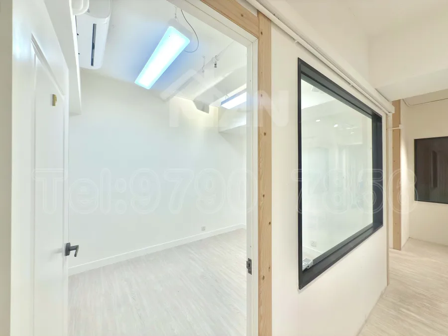 Rm.2P 華成工商中心 wah shing centre MANHKCOM 工廈租盤 觀塘租盤 觀塘租工作室 觀塘網店出租 觀塘多用途工作室出租 租觀塘樓上舖 觀塘工廈出租 觀塘工作室出租 觀塘studio出租 觀塘分租單位 租觀塘工作室 觀塘樓上網店出租 觀塘租樓上舖 觀塘樓上舖出租