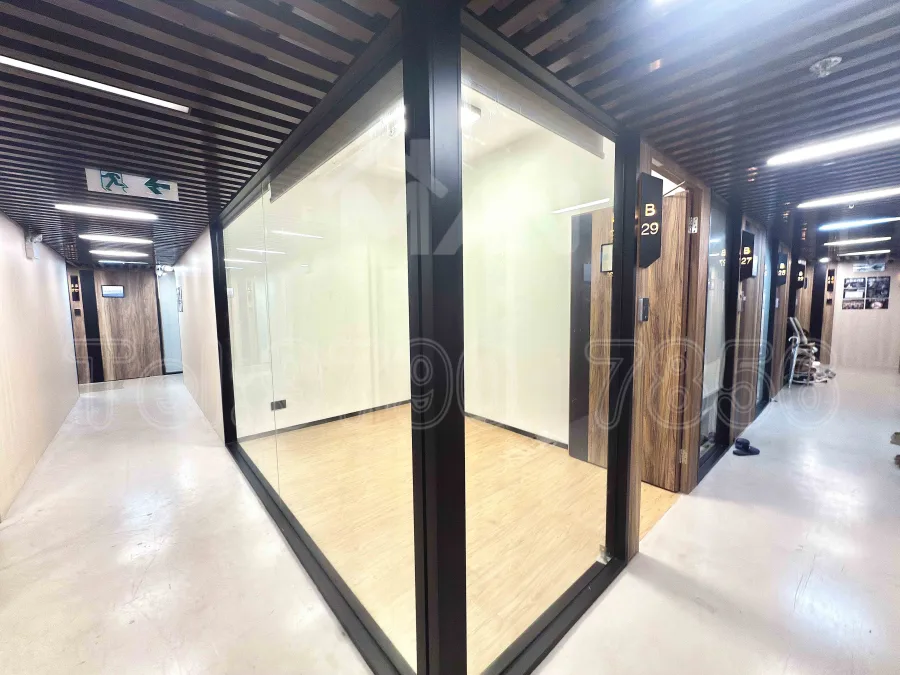 Rm.B29 Wing Tai Centre 永泰中心 MANHKCOM 工廈租盤 觀塘租盤 觀塘租工作室 觀塘網店出租 觀塘多用途工作室出租 租觀塘樓上舖 觀塘工廈出租 觀塘工作室出租 觀塘studio出租 觀塘分租單位 租觀塘工作室 觀塘樓上網店出租 觀塘租樓上舖 觀塘樓上舖出租