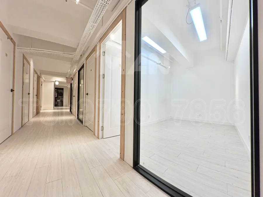 Rm.B2 世貿大樓 World Interests Building MANHKCOM 工廈租盤 觀塘租盤 觀塘租工作室 觀塘網店出租 觀塘多用途工作室出租 租觀塘樓上舖 觀塘工廈出租 觀塘工作室出租 觀塘studio出租 觀塘分租單位 租觀塘工作室 觀塘樓上網店出租 觀塘租樓上舖 觀塘樓上舖出租