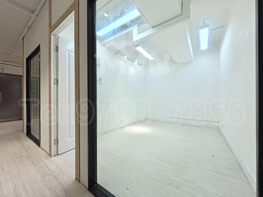 Rm.A11 開聯工業中心 hoi luen industrial centre MANHKCOM 工廈租盤 觀塘租盤 觀塘租工作室 觀塘網店出租 觀塘多用途工作室出租 租觀塘樓上舖 觀塘工廈出租 觀塘工作室出租 觀塘studio出租 觀塘分租單位 租觀塘工作室 觀塘樓上網店出租 觀塘租樓上舖 觀塘樓上舖出租