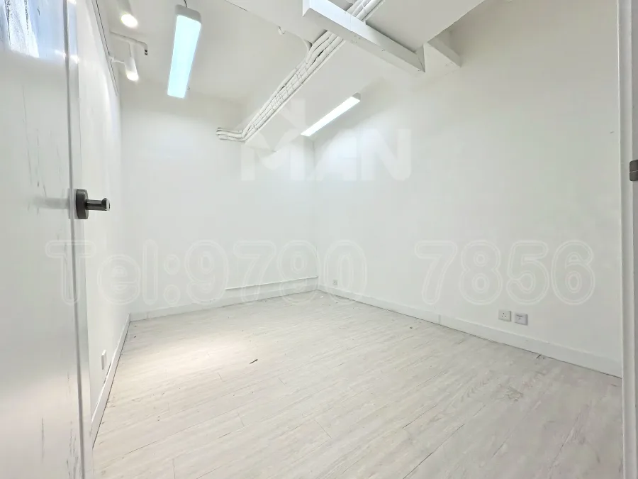 Rm.A11 開聯工業中心 hoi luen industrial centre MANHKCOM 工廈租盤 觀塘租盤 觀塘租工作室 觀塘網店出租 觀塘多用途工作室出租 租觀塘樓上舖 觀塘工廈出租 觀塘工作室出租 觀塘studio出租 觀塘分租單位 租觀塘工作室 觀塘樓上網店出租 觀塘租樓上舖 觀塘樓上舖出租